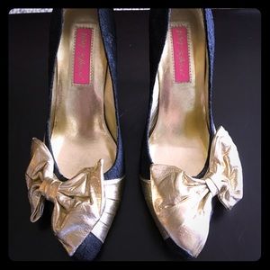 Betsey Johnson Lace High Heel with Gold Bow 6.5